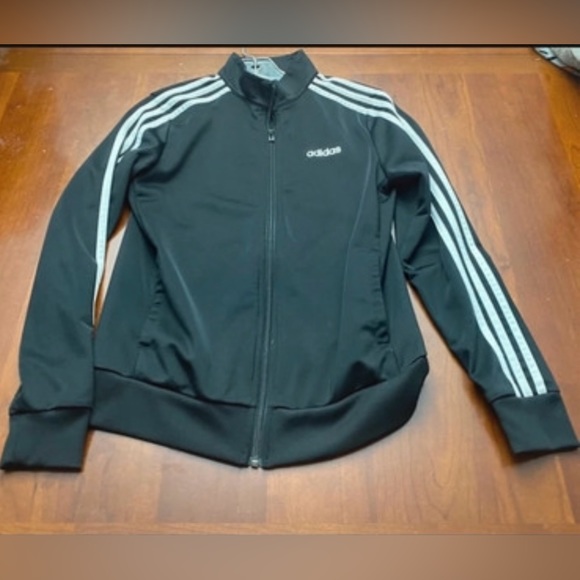 Adidas jacket is a unisex child’s size Small. - Picture 6 of 7